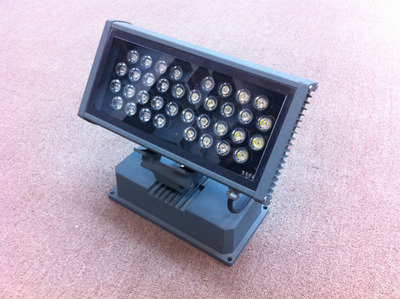 LED投光灯 为喷泉、舞台与建筑物增光添彩的专业之选