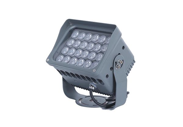 铁塔亮化这样做，让它成为城市的名片——投光灯打造视觉地标